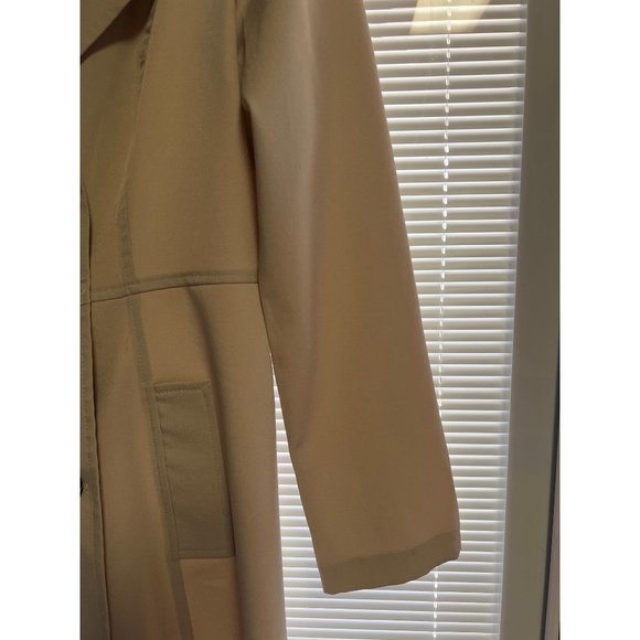 The Steps Beige Lightweight Trench Coat - Small - Picture 4 of 8
